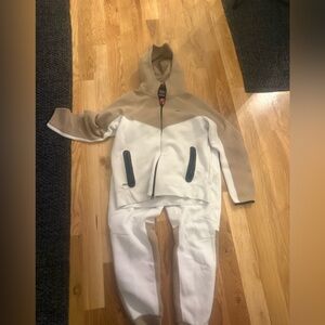 Nike Tan and White Apparel